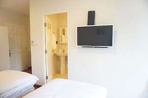 Ratchadamnoen Residence