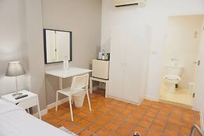 Ratchadamnoen Residence