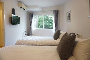 Ratchadamnoen Residence