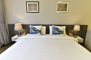 Ratchadamnoen Residence