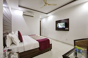 Airport Hotel Chanakya