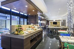 Holiday Inn Express & Suites Bogota Zona Financiera by IHG