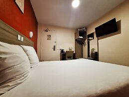 Hipotel Paris Gambetta Republique