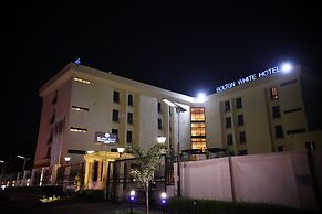 Bolton White Hotel