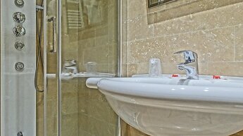 Vaticano Royal Suite