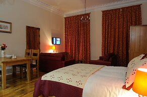 Edinburgh City Suites