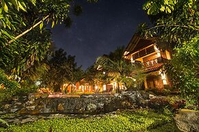 Duta Garden Boutique Villa