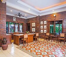 Duta Garden Boutique Villa