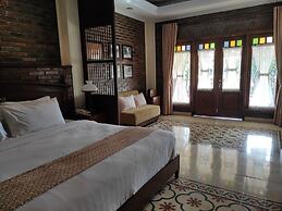Duta Garden Boutique Villa