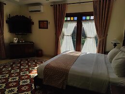 Duta Garden Boutique Villa