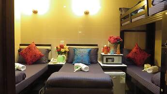 Manila Hotel - Hostel