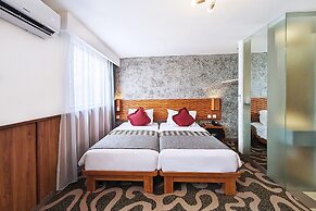 The 1O1 Bandung Dago