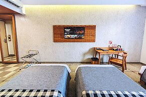 The 1O1 Bandung Dago