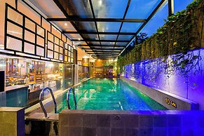 The 1O1 Bandung Dago