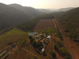 Emahlathini Guest & Monkey Farm
