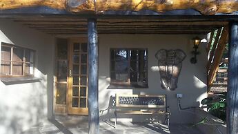 Emahlathini Guest & Monkey Farm