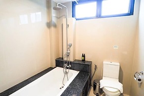 Alt Hotel Nana by UHG