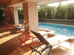 Alt Hotel Nana by UHG