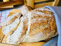 Alt Hotel Nana by UHG