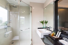 Alt Hotel Nana by UHG