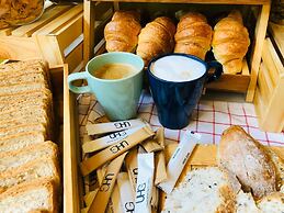 Alt Hotel Nana by UHG