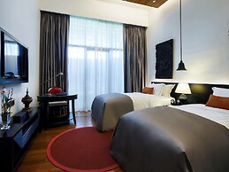 The Lake Garden Hotel Nay Pyi Taw - MGallery Collection