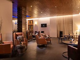 The Lake Garden Hotel Nay Pyi Taw - MGallery Collection