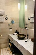 The Lake Garden Hotel Nay Pyi Taw - MGallery Collection