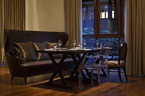 The Lake Garden Hotel Nay Pyi Taw - MGallery Collection