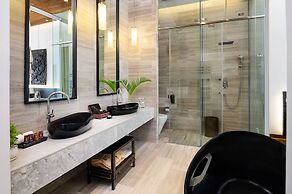 The Lake Garden Hotel Nay Pyi Taw - MGallery Collection