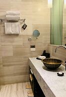 The Lake Garden Hotel Nay Pyi Taw - MGallery Collection