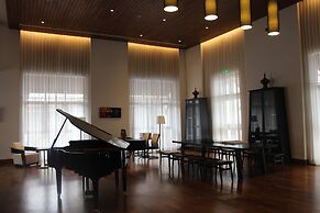 The Lake Garden Hotel Nay Pyi Taw - MGallery Collection