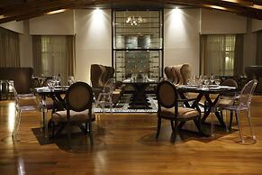 The Lake Garden Hotel Nay Pyi Taw - MGallery Collection