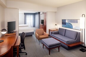 Courtyard by Marriott Charleston Downtown/Civic Center