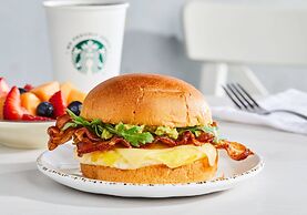 Courtyard by Marriott Charleston Downtown/Civic Center