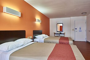 Motel 6 Wilkes Barre, PA - Arena