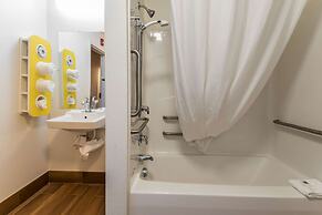 Motel 6 Wilkes Barre, PA - Arena