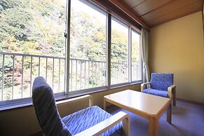 Hakone Pax Yoshino