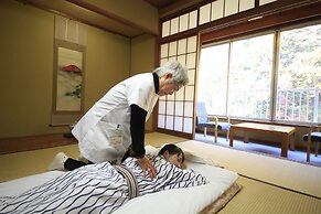Hakone Pax Yoshino