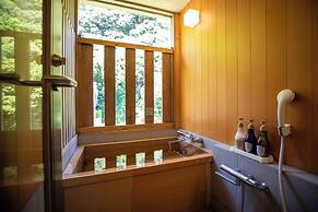 Hakone Pax Yoshino