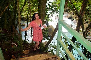 Posada Río Celeste La Amistad