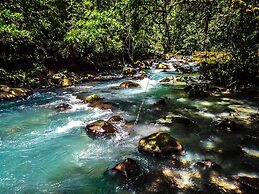 Posada Río Celeste La Amistad
