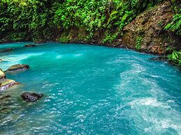 Posada Río Celeste La Amistad