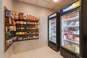 Holiday Inn Express & Suites Norwood-Boston Area by IHG