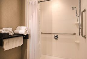Holiday Inn Express & Suites Norwood-Boston Area by IHG
