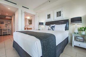 Lanai Riverside Apartments