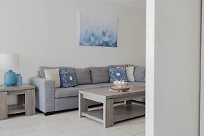 Lanai Riverside Apartments