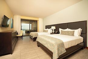 Crocs Resort & Casino