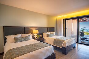 Crocs Resort & Casino