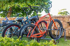 Crocs Resort & Casino